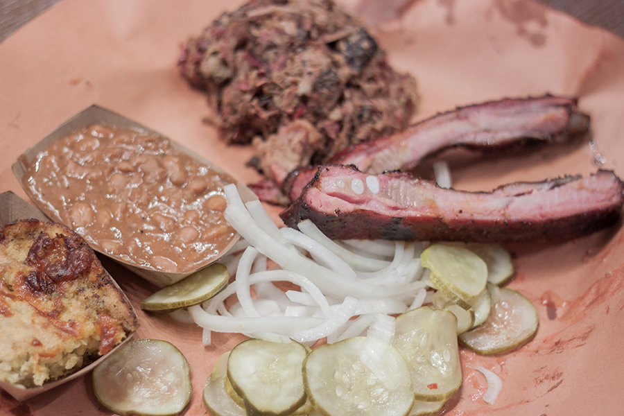 Lewis Barbecue Plate